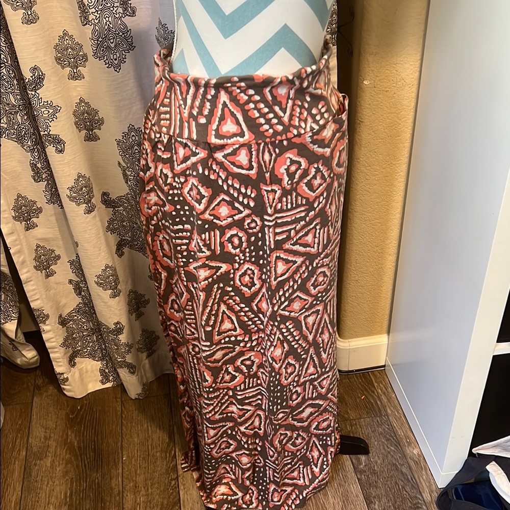 ❤️Geometric Patterned Skirt - Red and Black